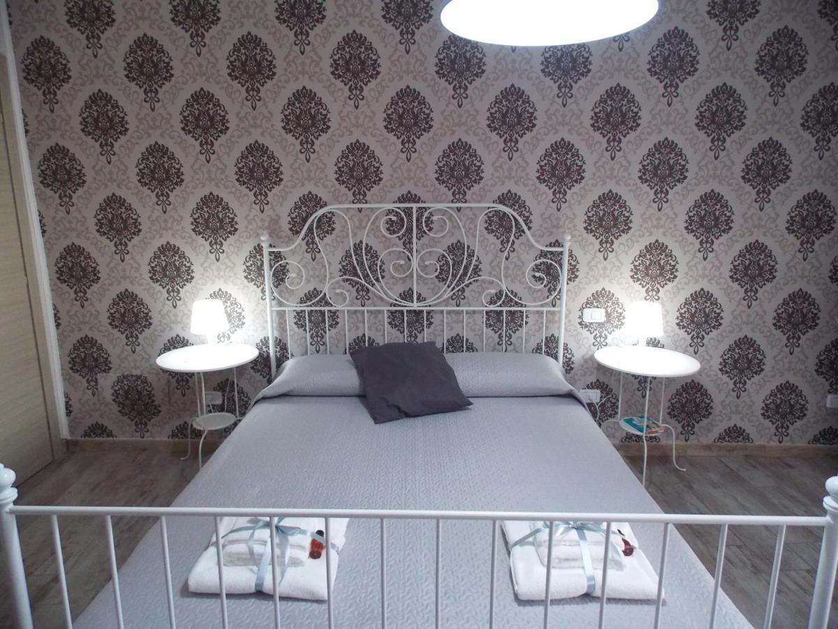 Il Vicoletto Bed and Breakfast Frascineto Eksteriør billede