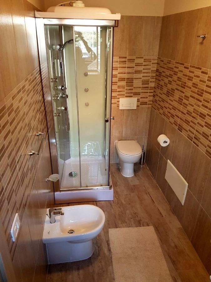 Il Vicoletto Bed and Breakfast Frascineto Eksteriør billede