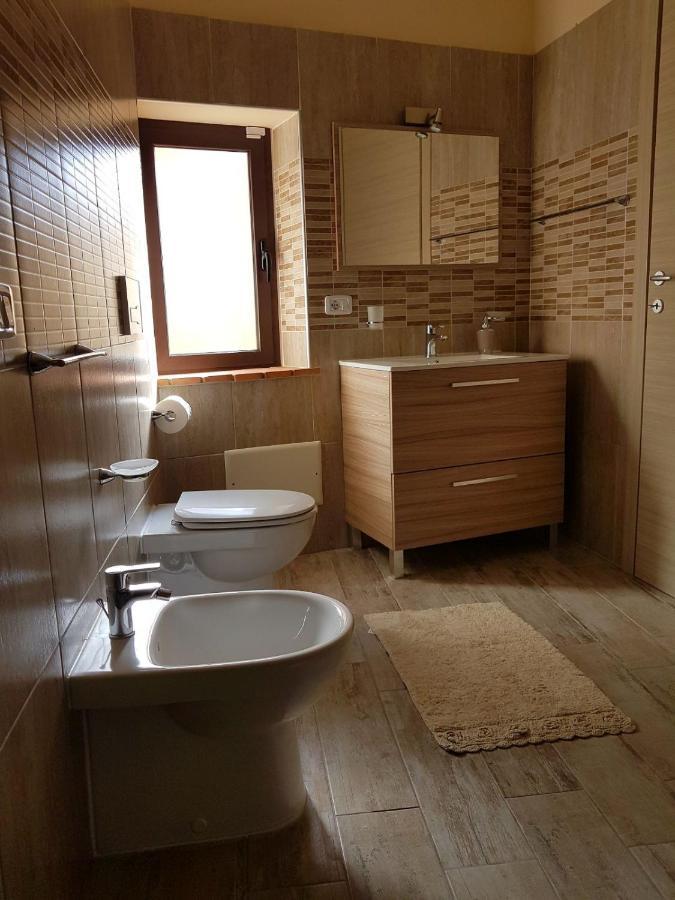 Il Vicoletto Bed and Breakfast Frascineto Eksteriør billede