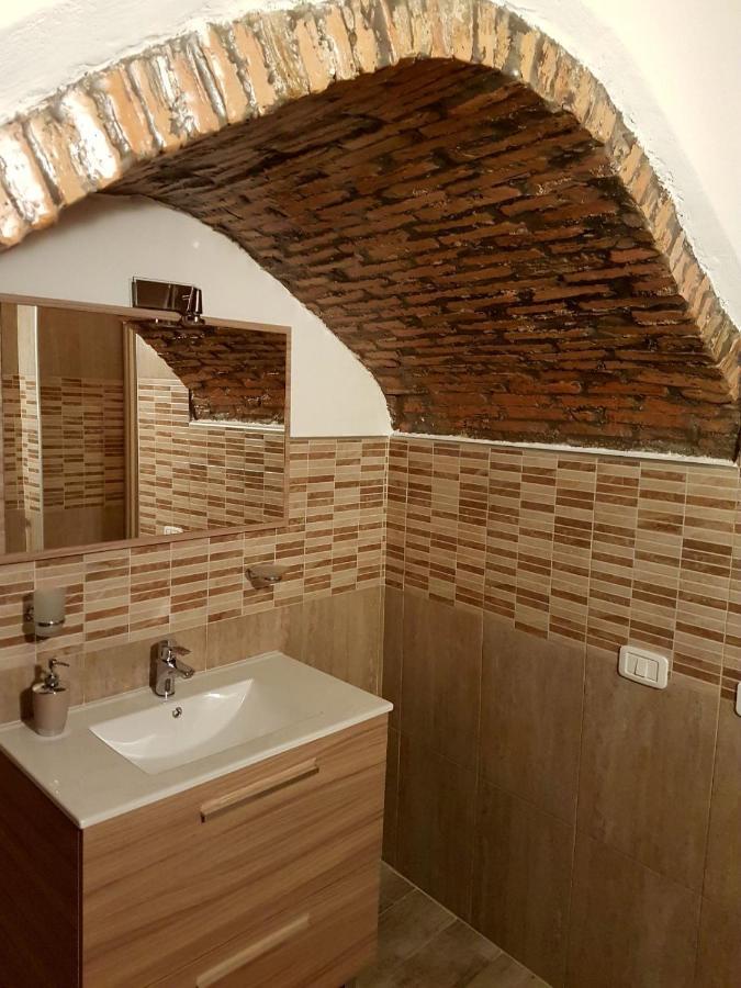 Il Vicoletto Bed and Breakfast Frascineto Eksteriør billede