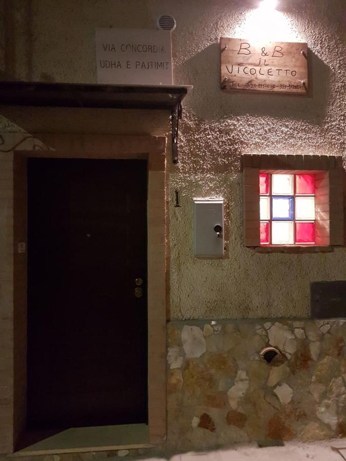 Il Vicoletto Bed and Breakfast Frascineto Eksteriør billede